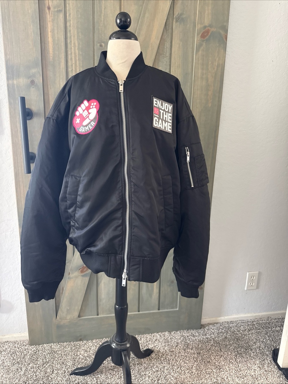Super Rare GDC Conference 2022 Exclusive Bomber Jacket with Patches Sz XLGaming